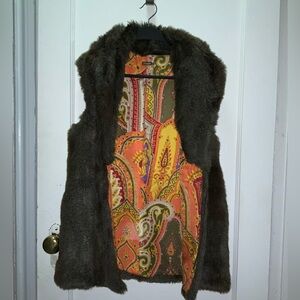 J.McLAUGHLIN FAUX FUR POCKETS VEST SIZE